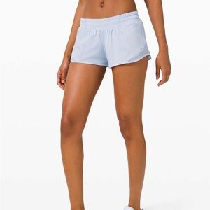 lululemon hotty hot shorts (daydream)